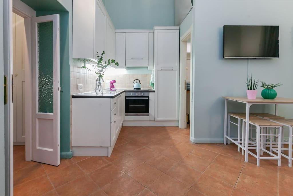 Casa Di Maya: Charme & Stile, Cuore Milano Bagian luar foto